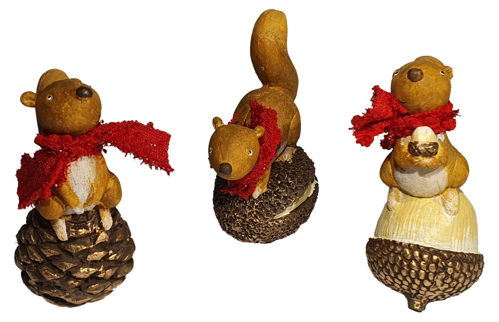 Set of 3 squirrels on fir cone, 